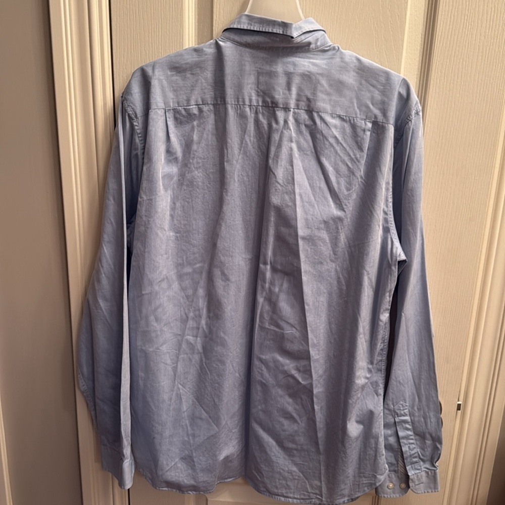 Lacoste long sleeve slim fit button up shirt. Size 42 - Picture 6 of 6
